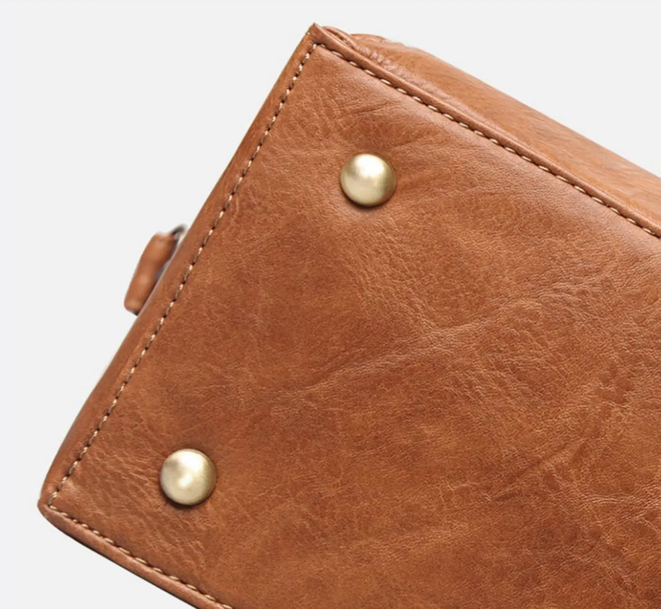 Traveller's Carry-All Bag (Cognac Brown)