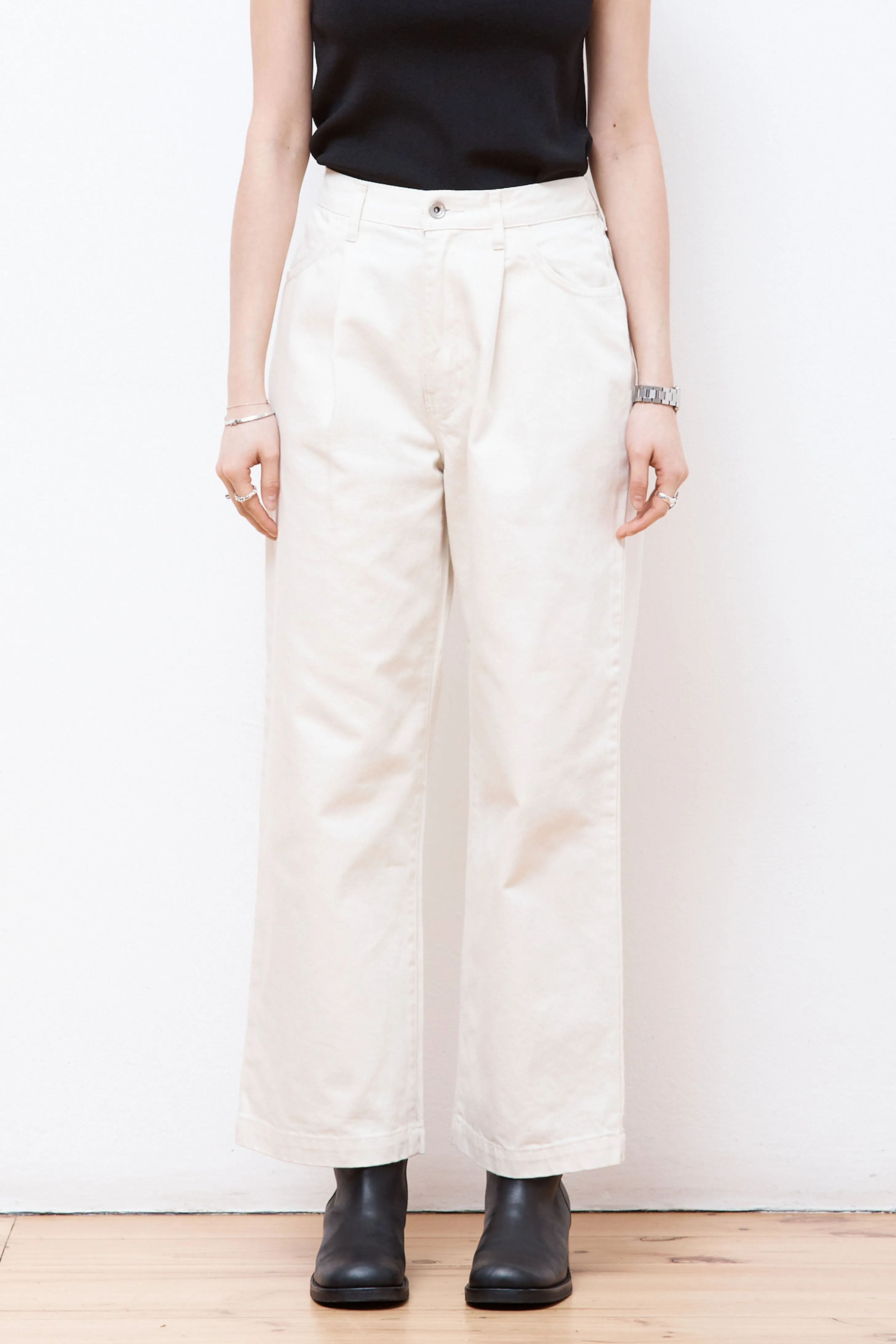 Tuck Easy 5PK Pants Ivory