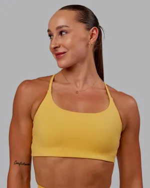 Twist Sports Bra - Banana Cream