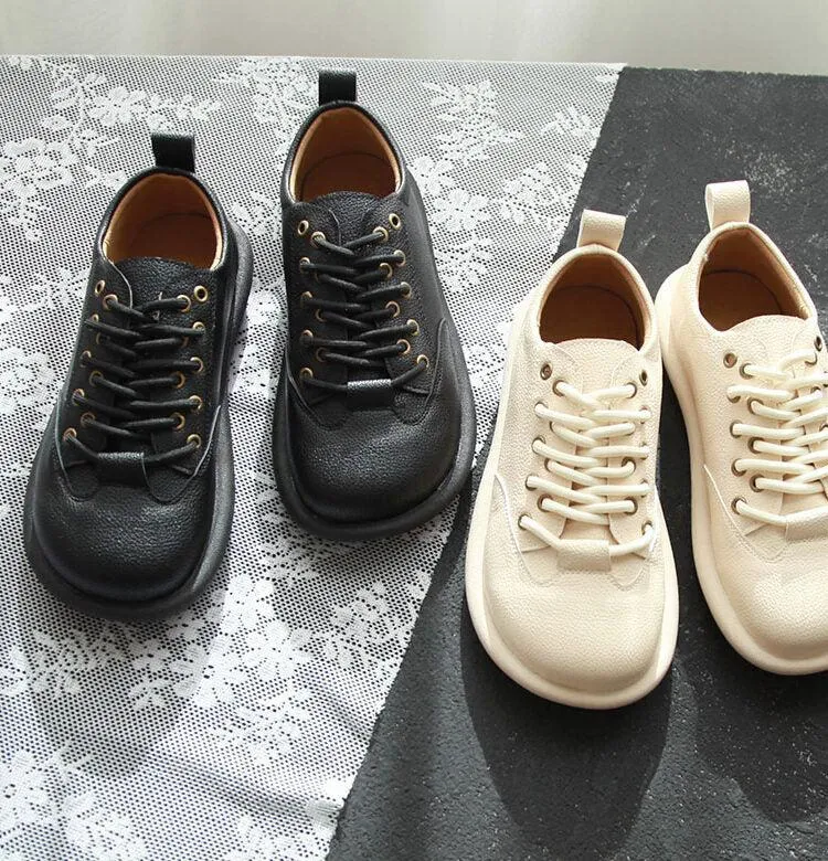Women Stylish Retro Lace-Up Soft Leather Casual Shoes