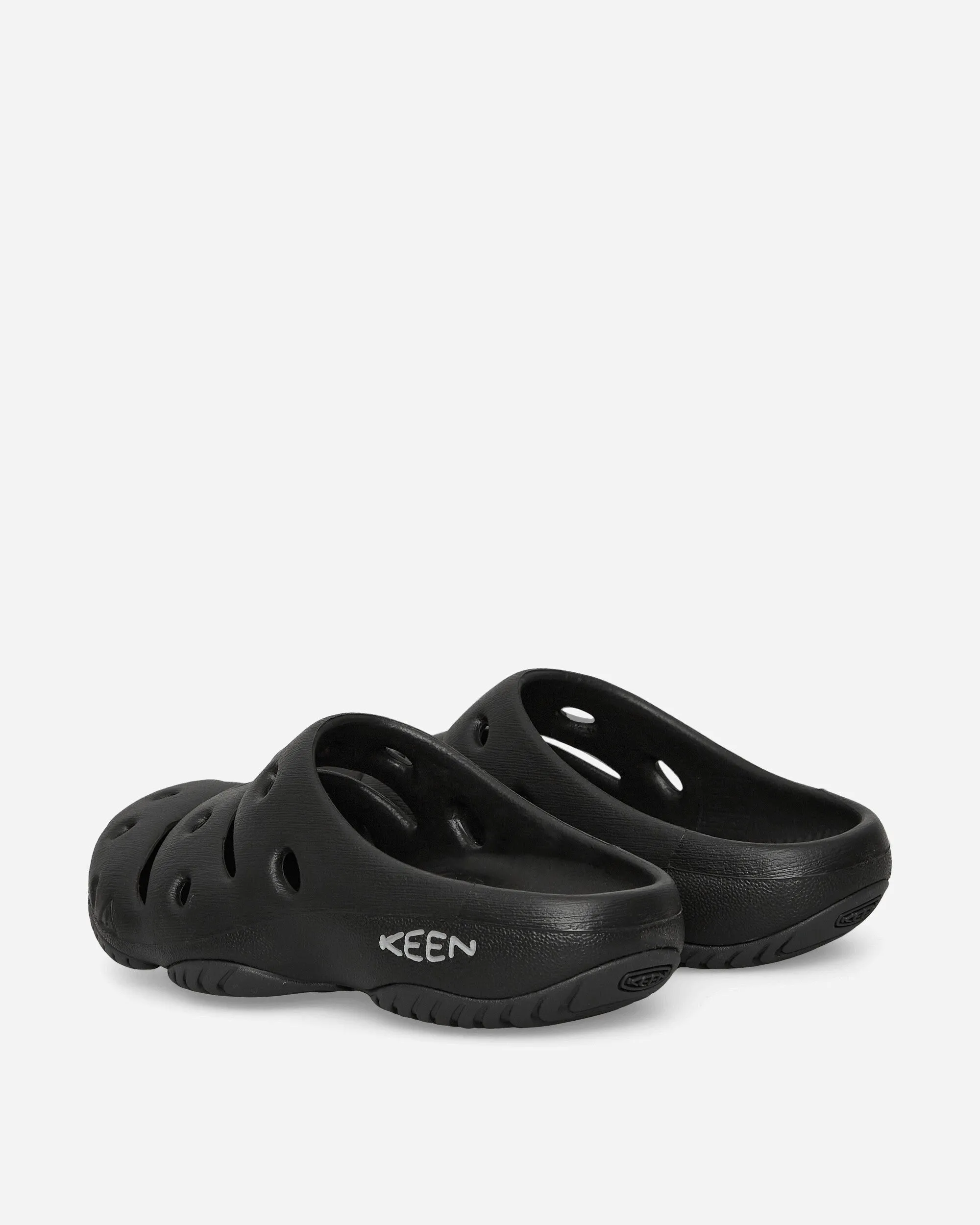 Women's Yogui Clogs Black / Magnet